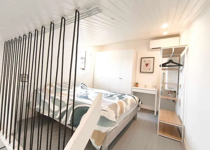 With Balcony - Sea View *