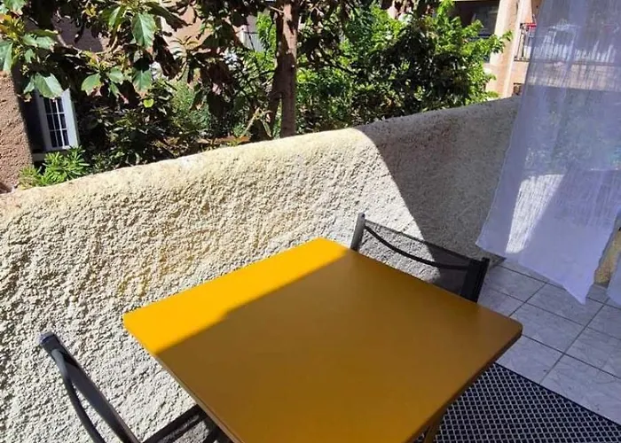 With Balcony - Sea View Appartement