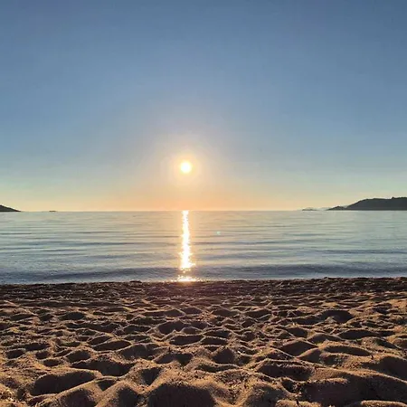 شقة With Balcony - Sea View