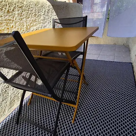 アパート With Balcony - Sea View