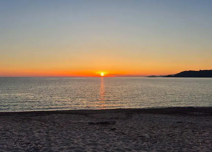 Apartment With Balcony - Sea View